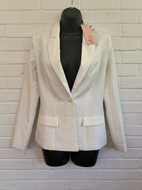 Oh Polly Hailey Fitted Blazer in White, SZ 0 NWT